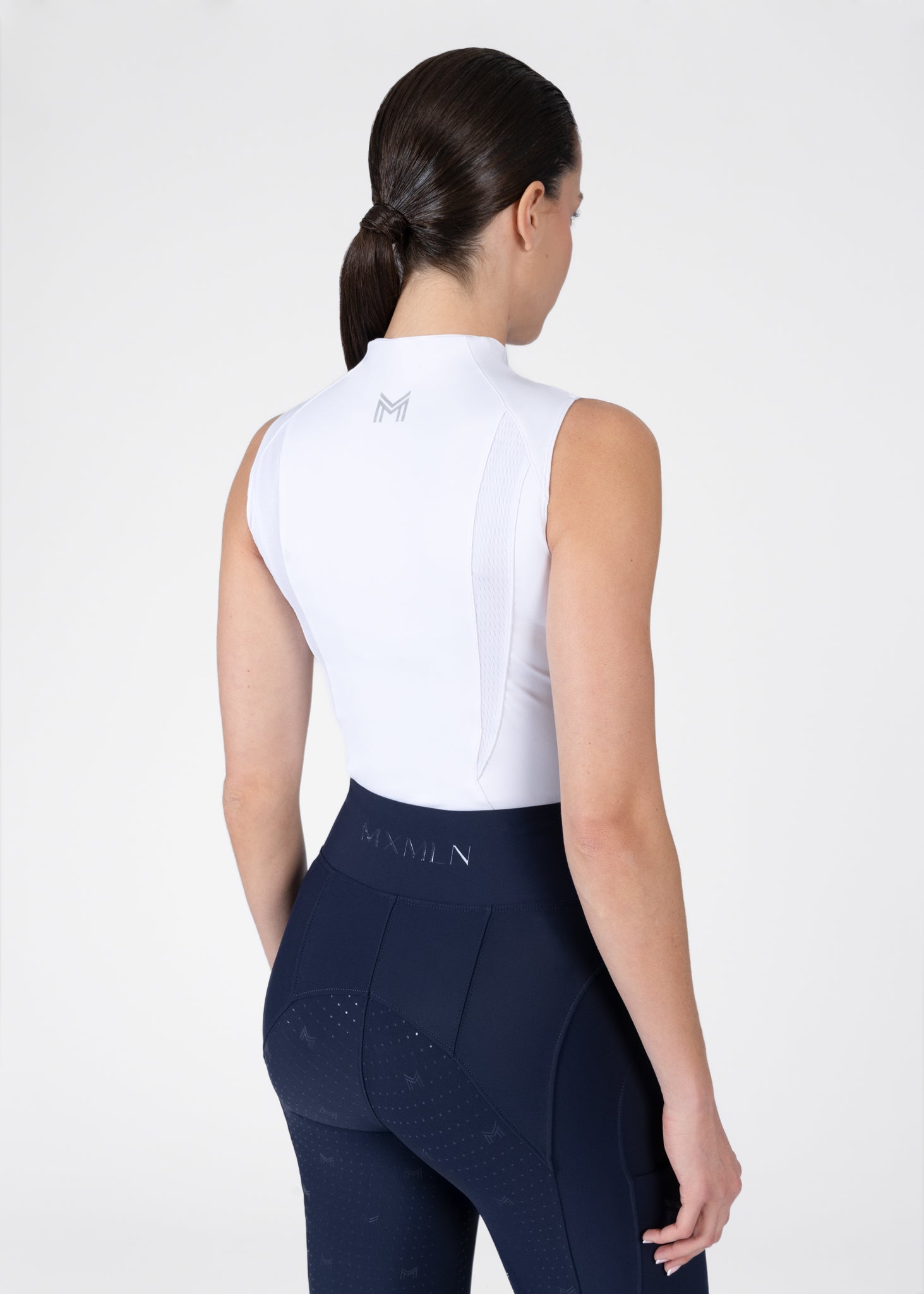 Sleeveless Frame Base Layer - White