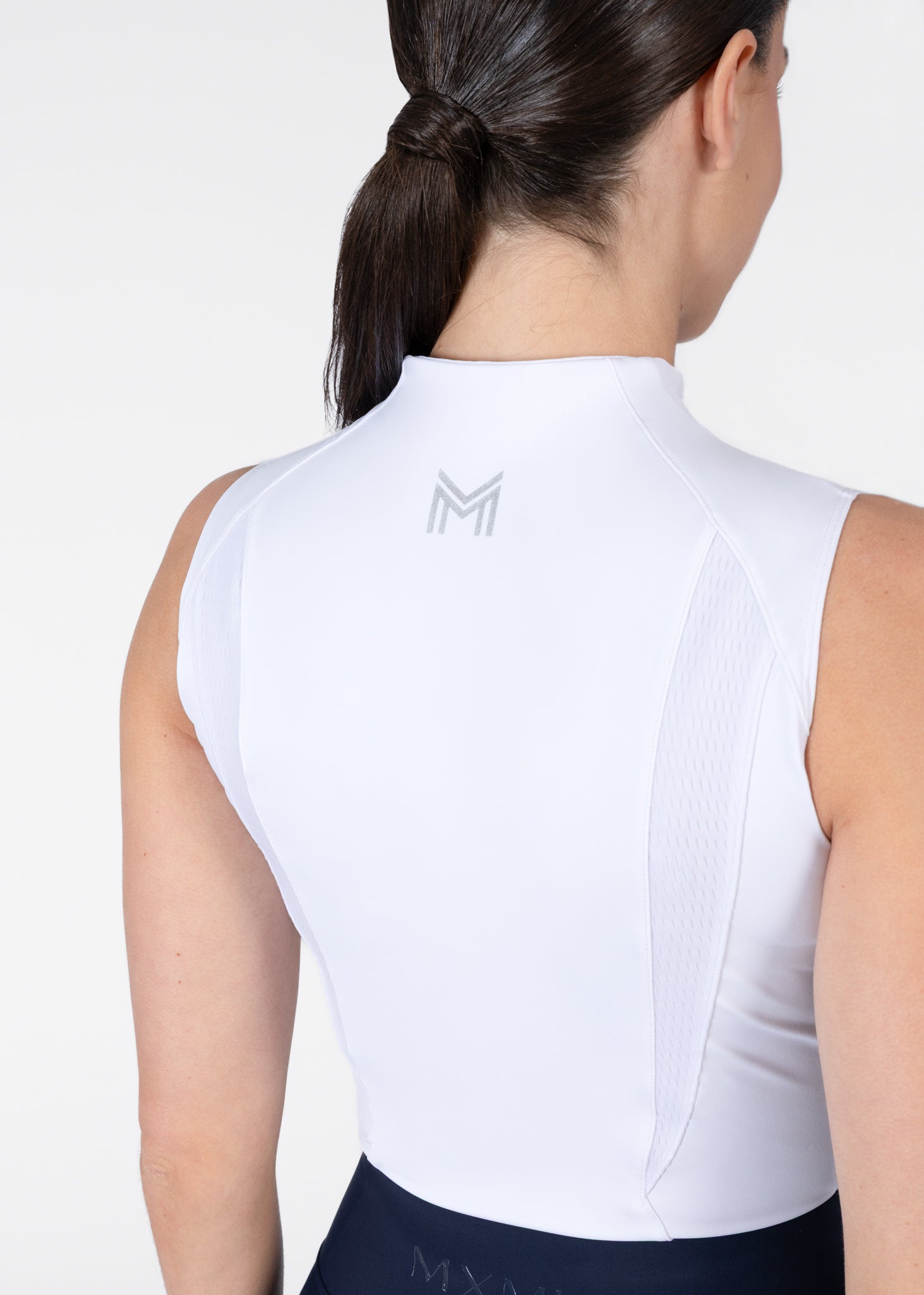 Sleeveless Frame Base Layer - White