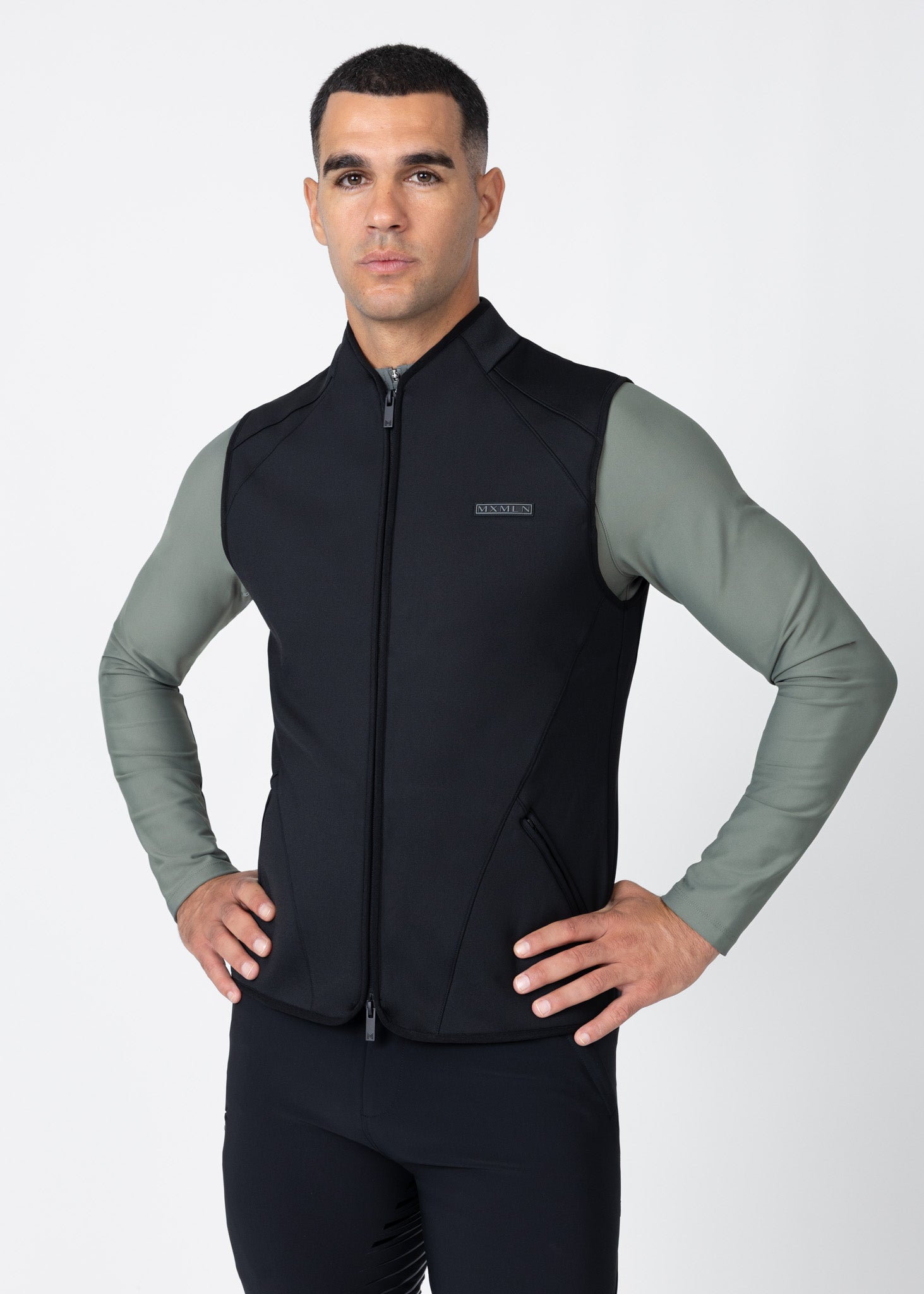 Grid Technical Vest - Black