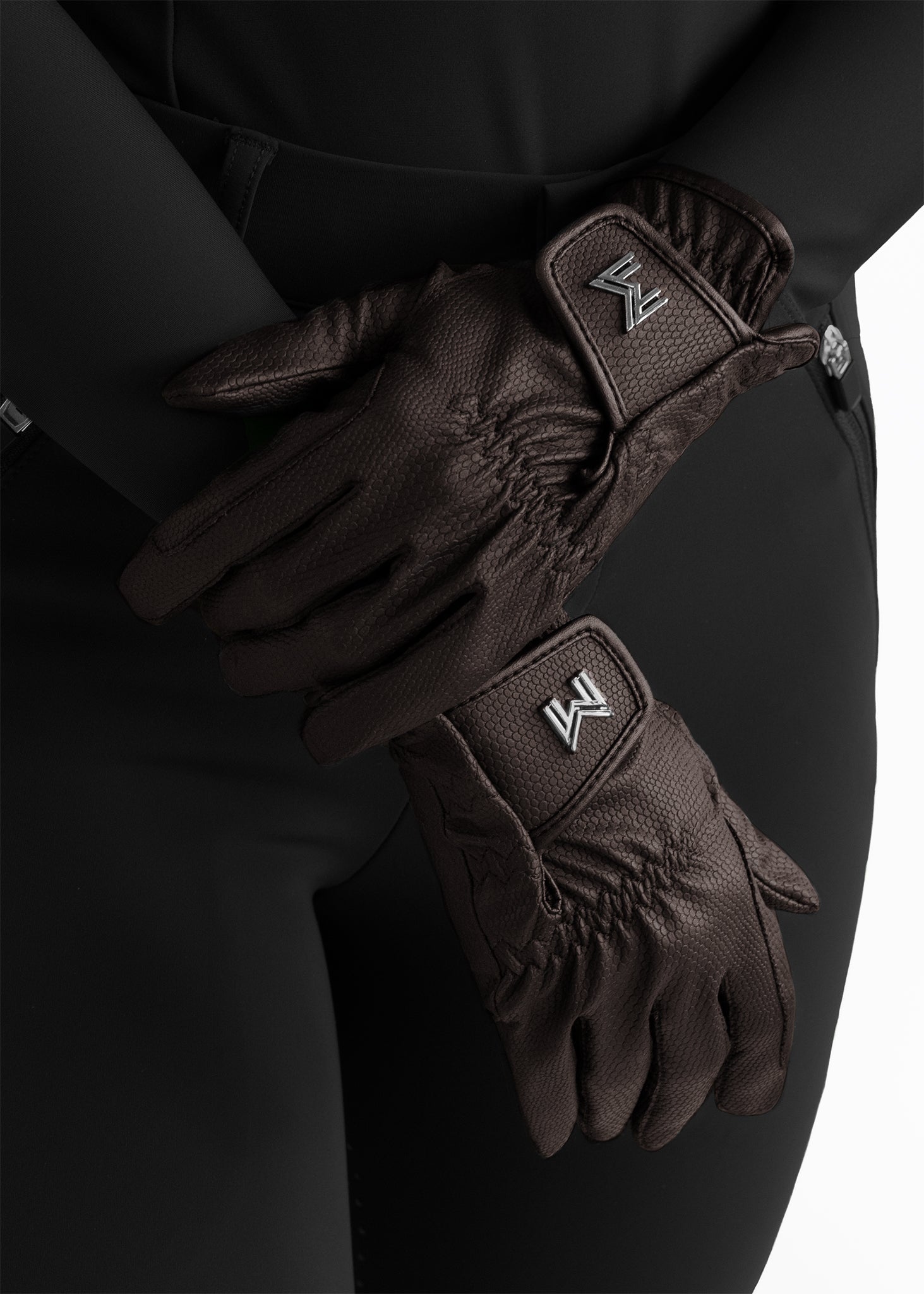 Emblem Riding Gloves - Chocolate