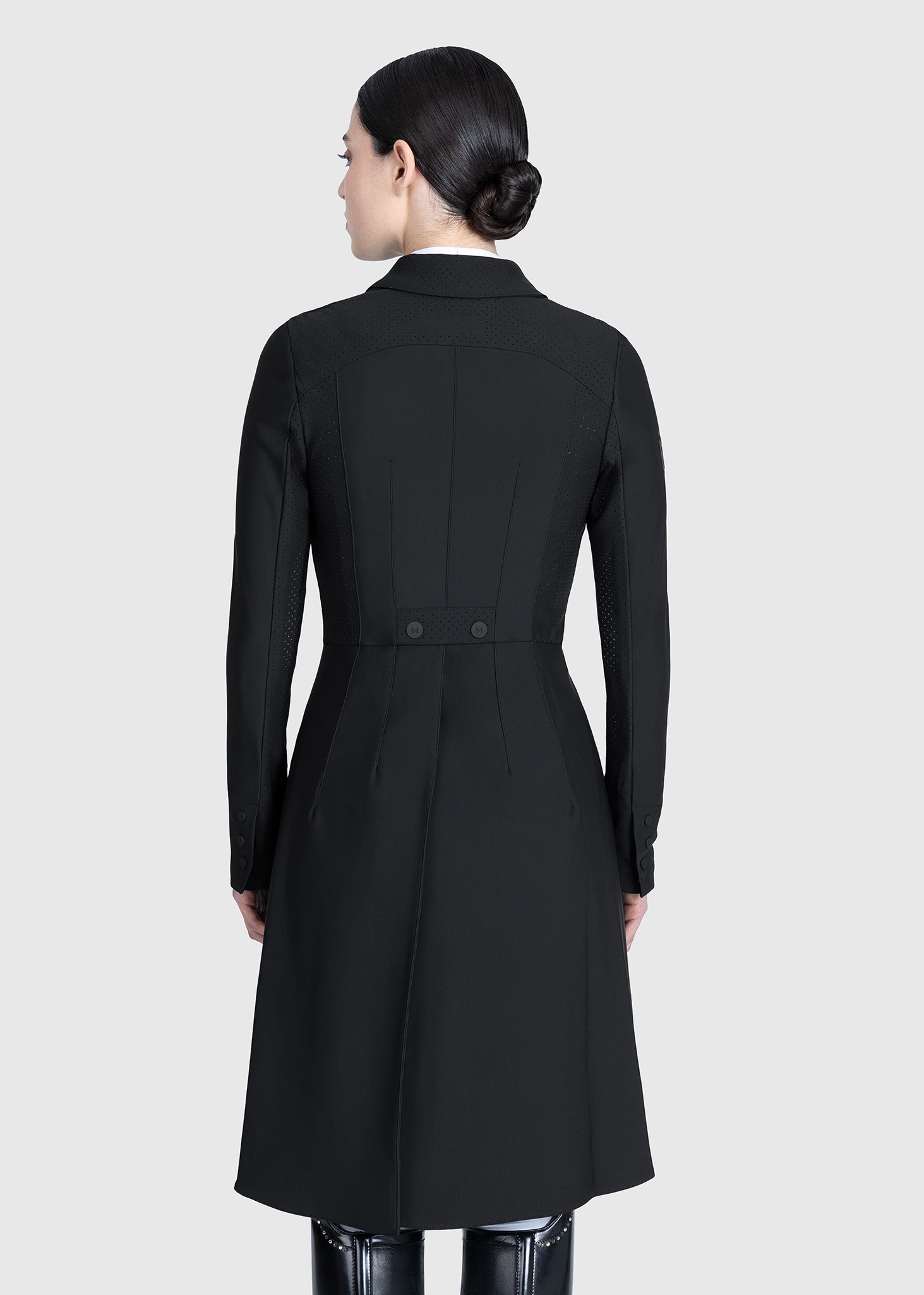 Alvor Tailcoat (Black)
