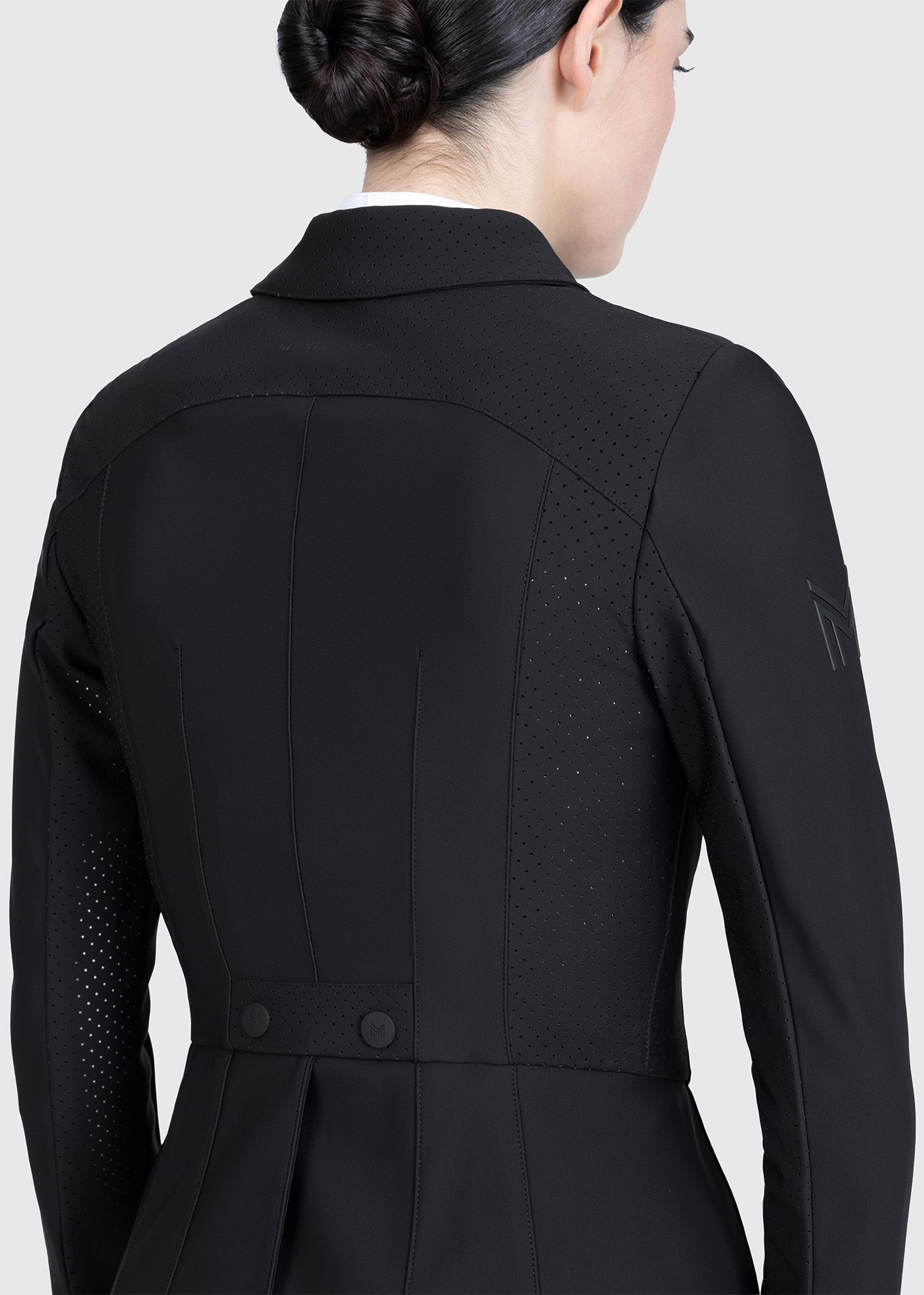 Alvor Tailcoat (Black)