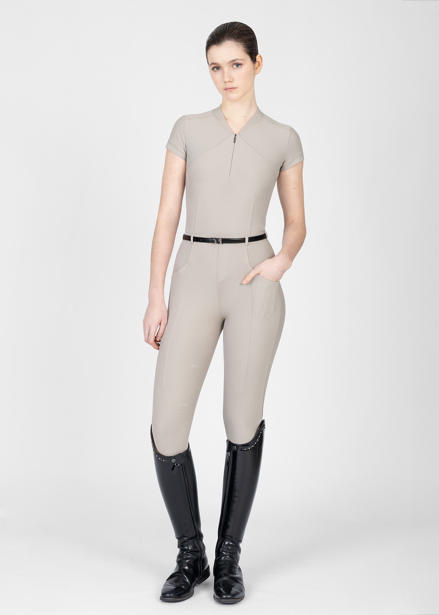 Velya Short Sleeve Base Layer - Soft Taupe