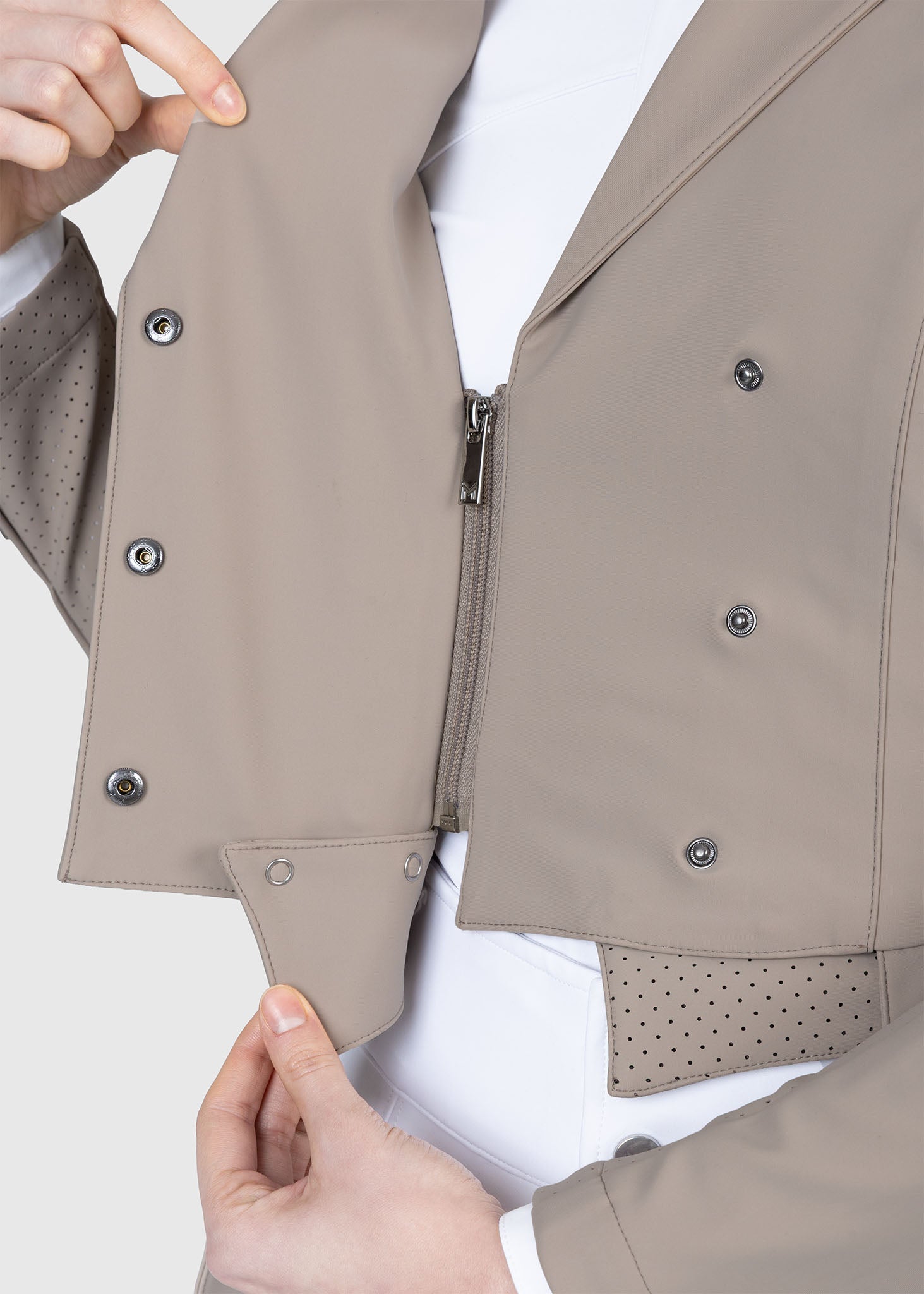 Alvor Tailcoat (Taupe)