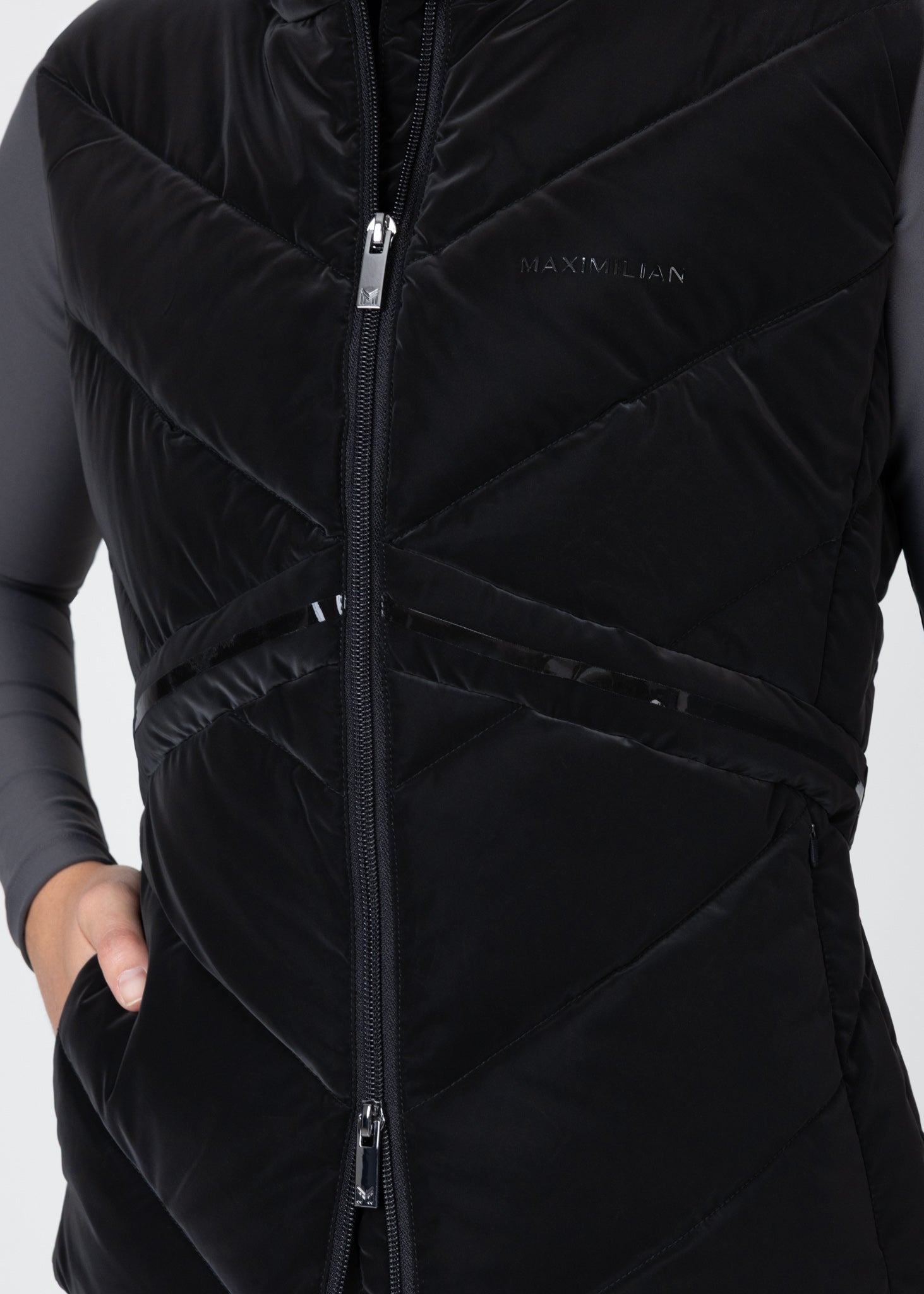 Astro Puffer Vest - Black
