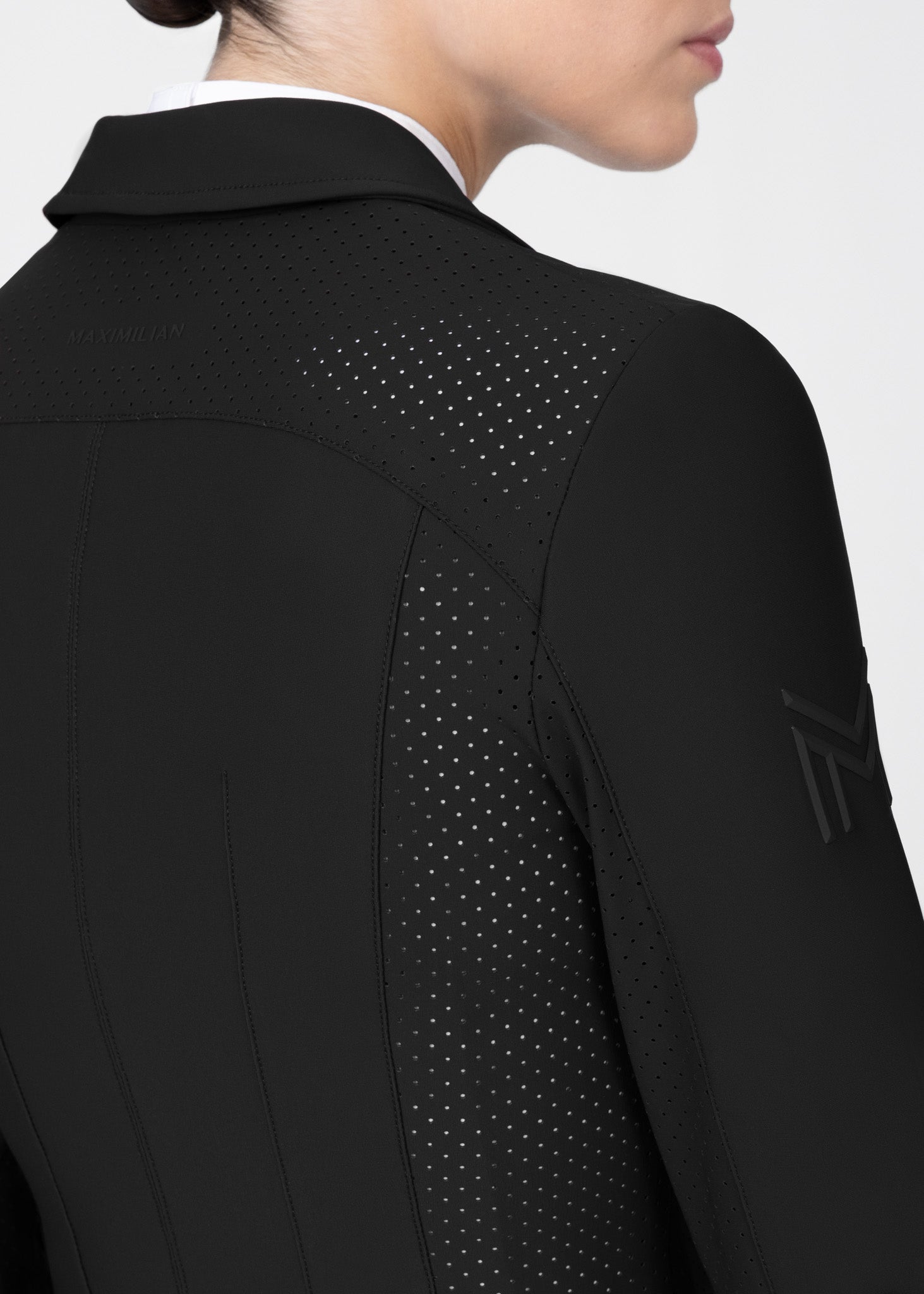 Aura Show Jacket - Black